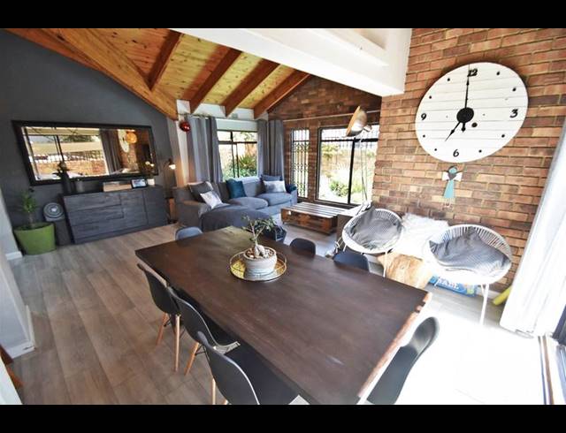 2 BEDROOM TOWNHOUSE FOR SALE IN ST ANDREWS